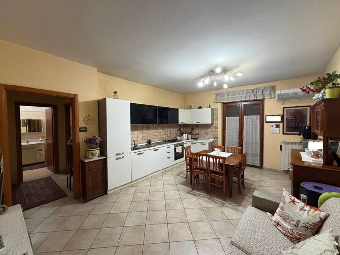 Appartamento bilocale in vendita in Via Santa Lucia, Centro, Angri