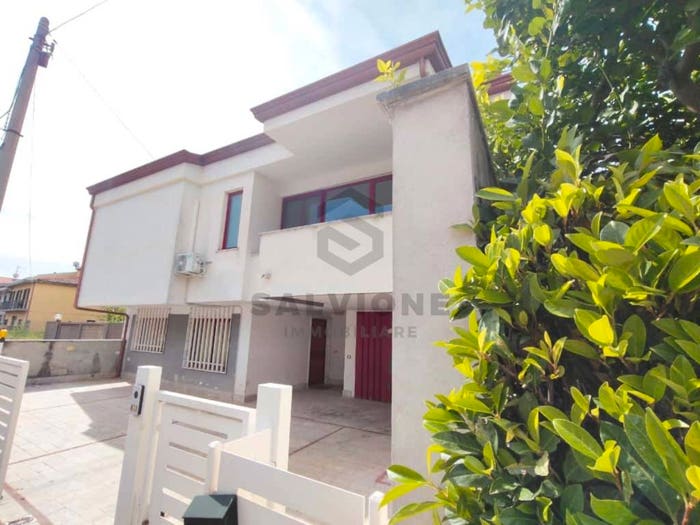 Casa con 6 locali in vendita in Via Truono, San Salvatore Telesino