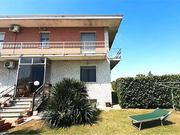 Appartamento con 6 locali in vendita in SP, Bassignana