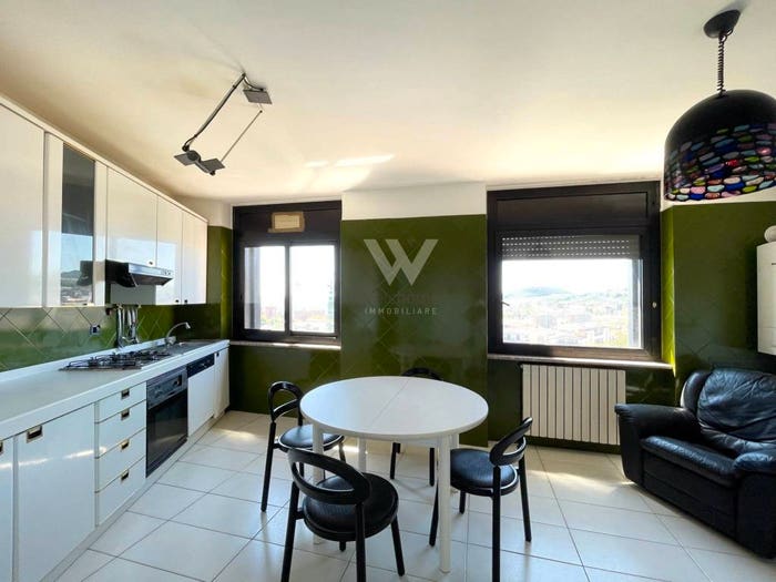 Appartamento con 5 locali in vendita in Corso Giuseppe Mazzini, Centro, Campobasso
