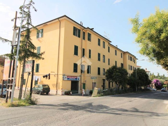 Appartamento trilocale in vendita in Via Ferrutti, Ferruti, Montopoli di Sabina