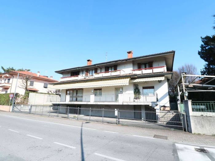 Appartamento bilocale in vendita in Via Pinamonte, Centro, Brembate