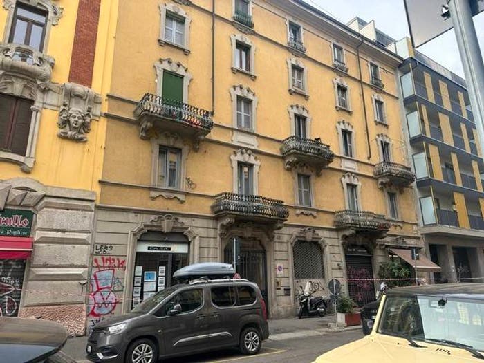 Appartamento trilocale in vendita in Via Achille Maiocchi, Morgagni, Milano