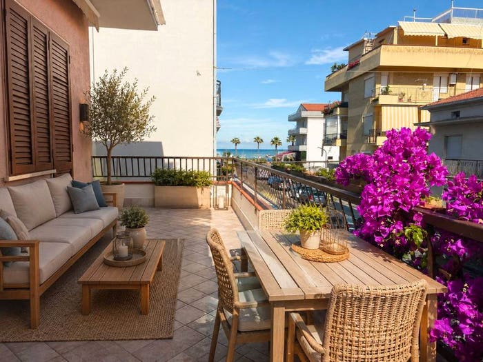 Casa con 5 locali in vendita in Viale della Vittoria, Lungomare Marconi, Alba Adriatica
