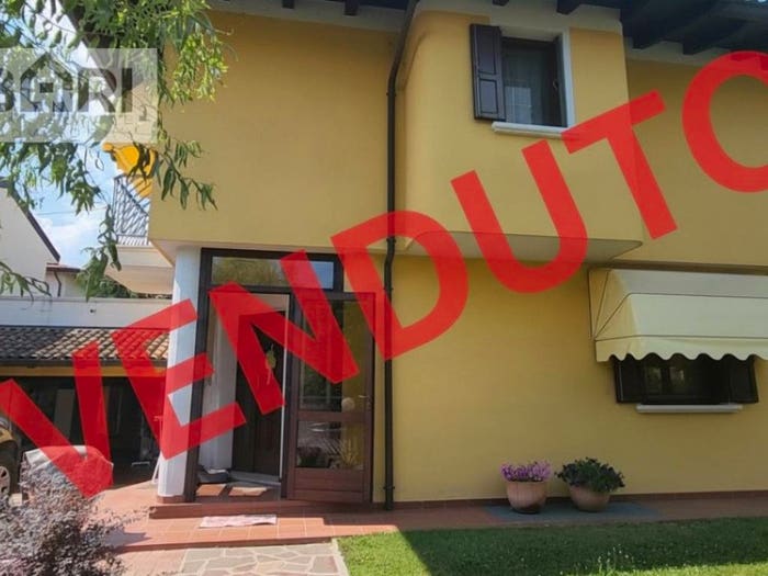 Casa quadrilocale in vendita in Via Zara, Torre, Pordenone