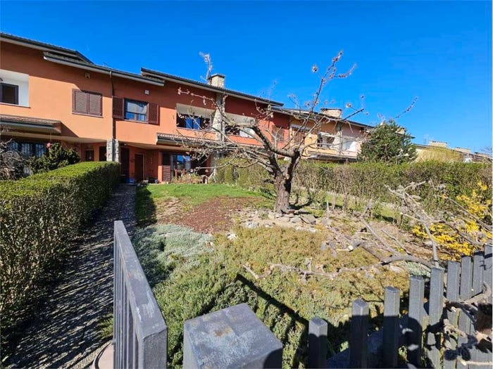 Casa con 6 locali in vendita in Strada di mombasiglio, Centro, Ceva