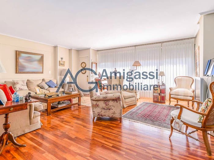 Appartamento trilocale in vendita in Via Gabriele Camozzi, Centro, Bergamo