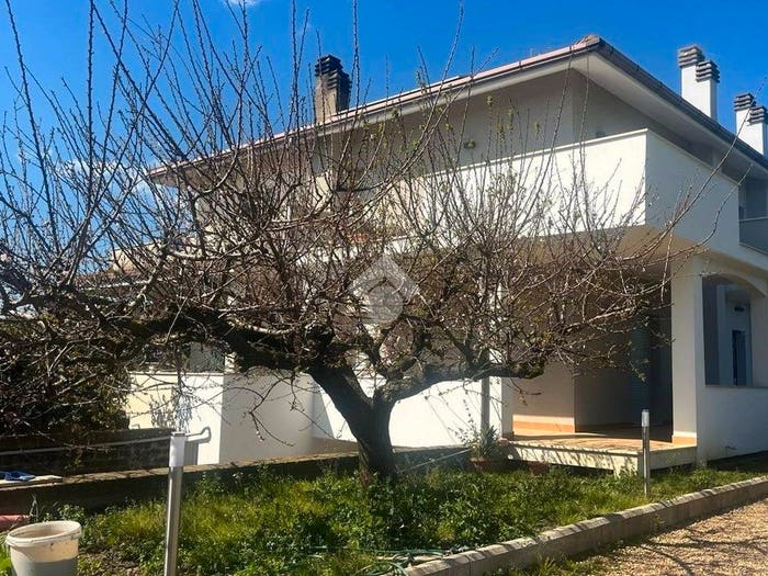 Casa trilocale in vendita in Via Monaco, Cerreto, Ladispoli