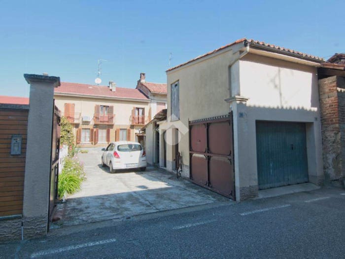Casa con 6 locali in vendita in Via Molino, Motta Dè Conti, Motta de' Conti