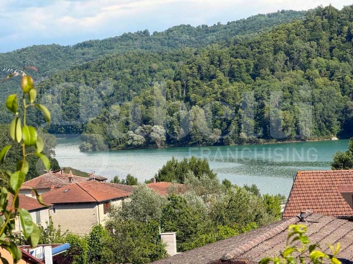 Appartamento con 6 locali in vendita in VIA BEL SITO, Fiumata, Petrella Salto