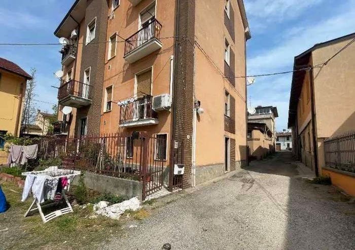 Appartamento trilocale in vendita in Piazza IV Novembre, Centro, Miradolo Terme