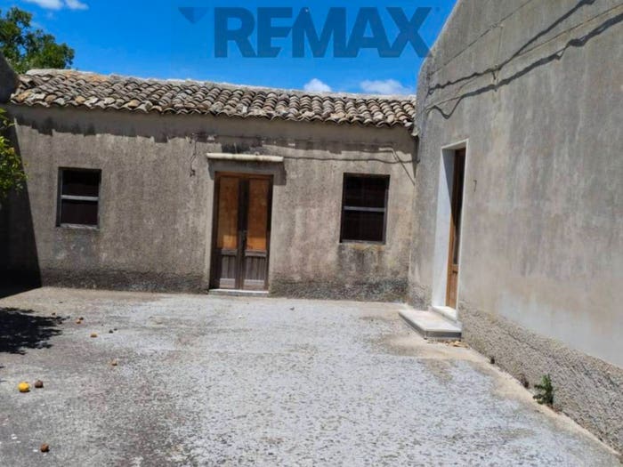 Casa con 6 locali in vendita in Cda Cannizzara Ciancia, Cannizzara, Modica