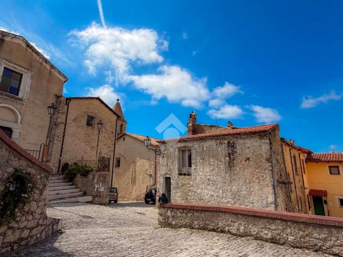 Casa trilocale in vendita in Via S Luca, Maranola Trivio, Formia