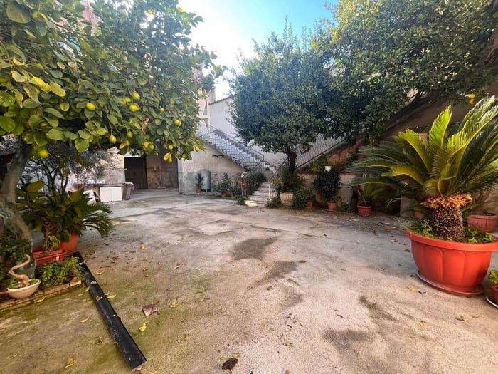 Casa quadrilocale in vendita in Via Luigi Carbone, Marcianise