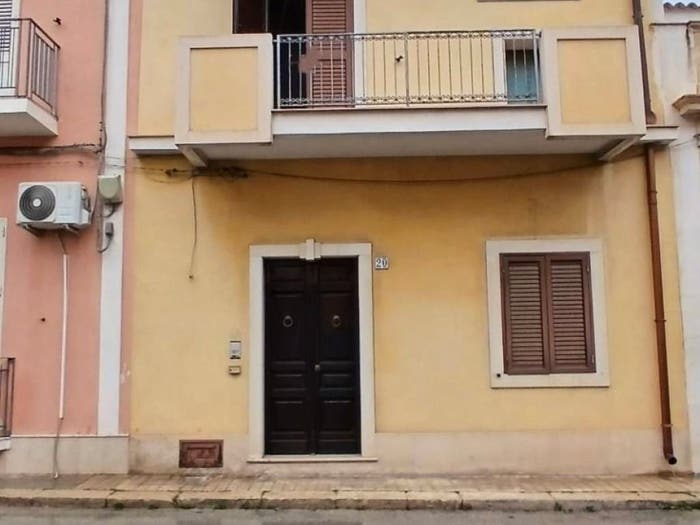 Appartamento con 5 locali in vendita in Via Mario Rapisardi, Centro, Avola