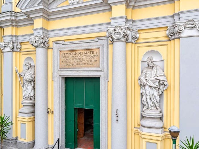 Appartamento trilocale in vendita in Vico Santi Filippo e Giacomo, Centro Storico, Napoli