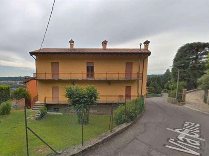 Appartamento con 6 locali in vendita in Via Cuna, Centro, Villa d'Adda