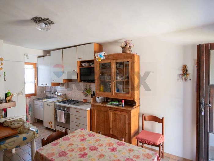 Appartamento quadrilocale in vendita in Località Santa Croce, Arcevia
