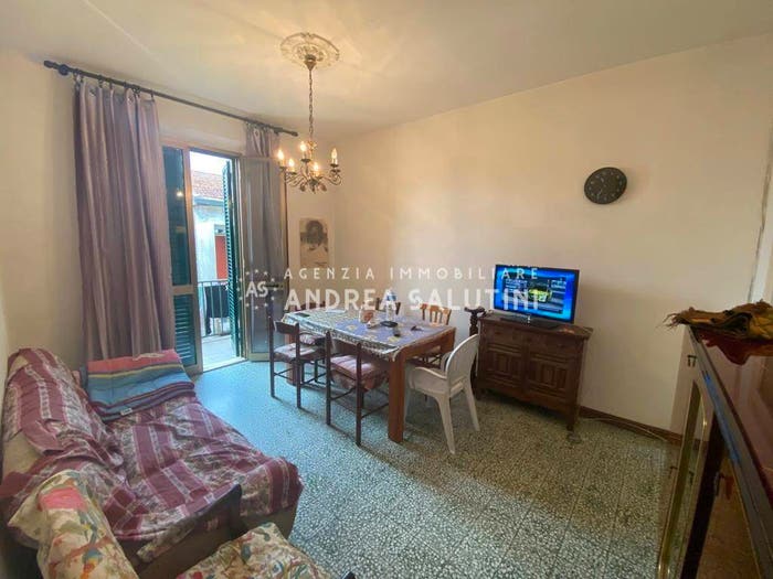Appartamento quadrilocale in vendita in Via San Faustino, Centro, Pontedera
