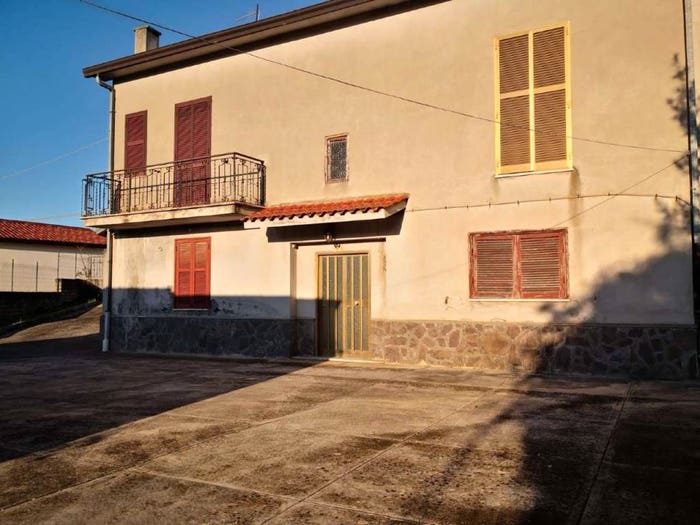 Casa con 6 locali in vendita in Santa Maria, Santa Maria, Arnara