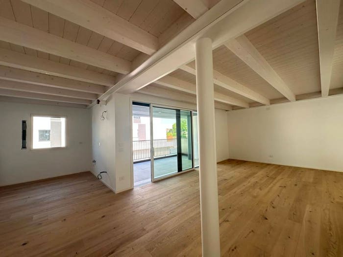Appartamento quadrilocale in vendita in Via Cima da Conegliano, Dosson, Casier