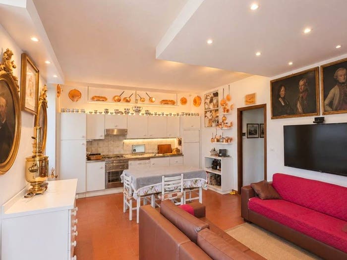 Casa quadrilocale in vendita in Via Italia, Grandola ed Uniti
