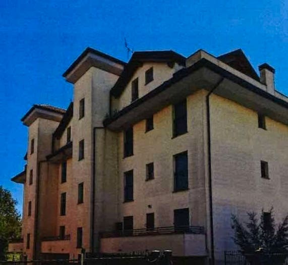Appartamento quadrilocale in vendita in Via Giovanni Paolo II, Landriano