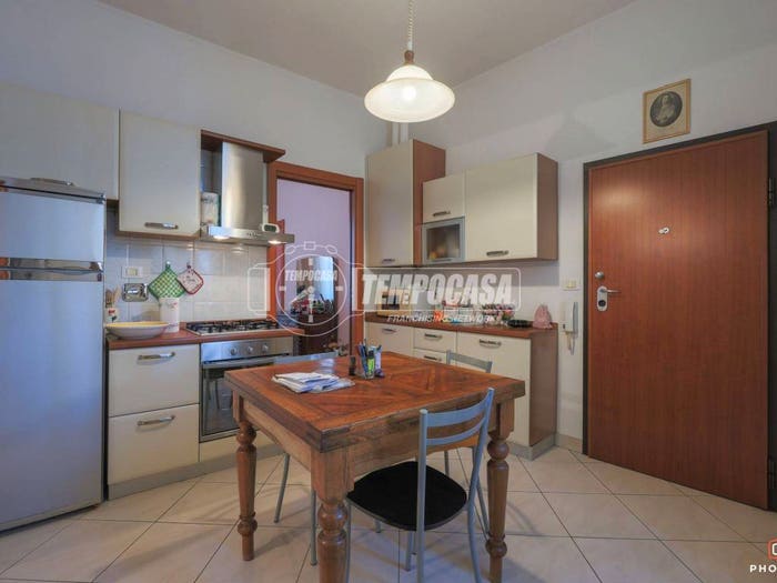 Appartamento trilocale in vendita in Via Camillo Benso Conte di Cavour, Centro, Castel San Pietro Terme