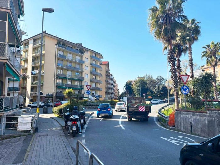 Casa trilocale in vendita in Via Colonnello Enrico Franceschi, Sanpierdicanne, Chiavari