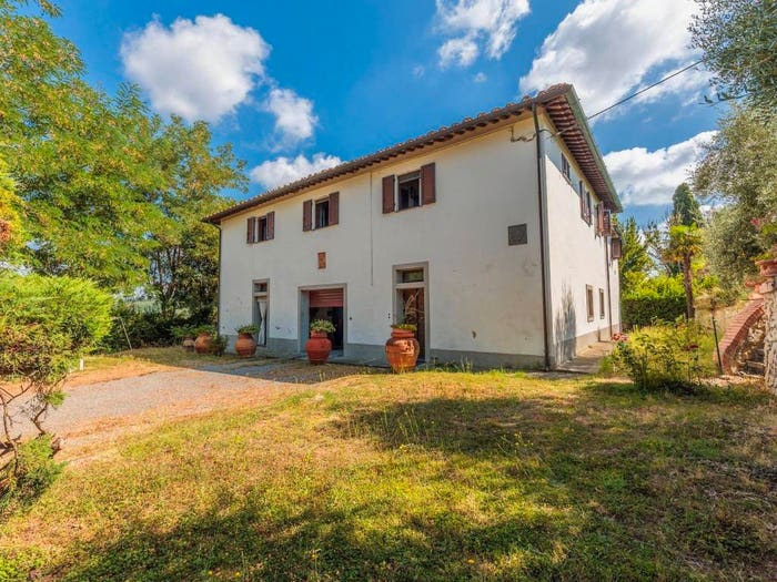 Casa con 6 locali in vendita in Via della Bonifica, Peccioli