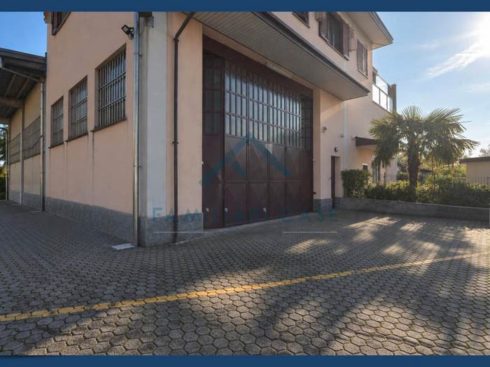 Casa trilocale in vendita in via rio cocchino, Caronno Varesino