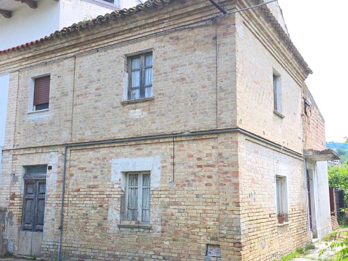 Casa con 5 locali in vendita in Chieti Scalo, Chieti