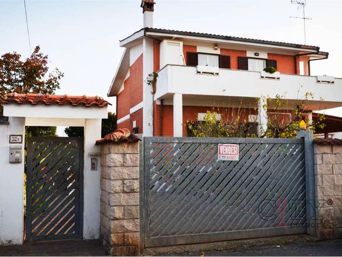 Casa con 5 locali in vendita in Via Oceano Pacifico, Torvaianica Alta, Pomezia