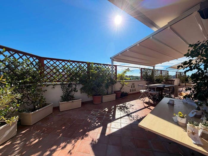 Casa con 5 locali in vendita in Via Franco Sacchetti, Talenti Monte Sacro, Roma