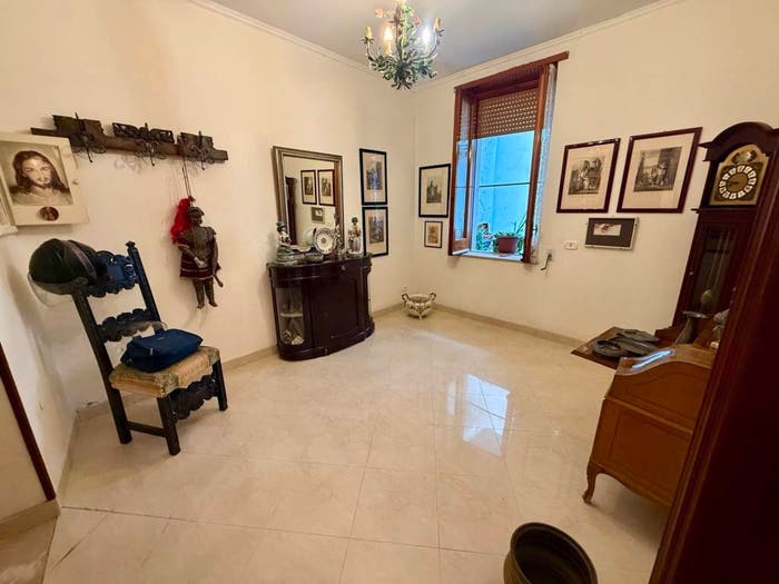 Appartamento quadrilocale in vendita in Via Nuova Armieri, Borgo Orefici, Napoli