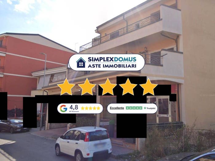 Appartamento con 6 locali in vendita in Via Corrado Alvaro, Gioia Tauro