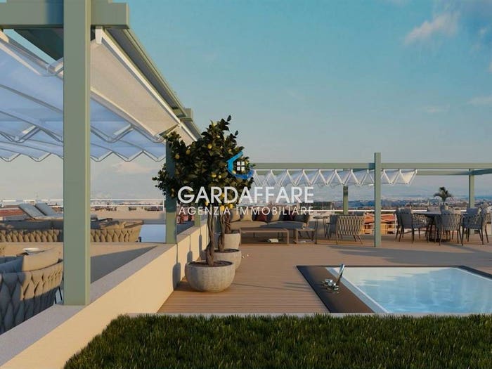 Casa quadrilocale in vendita in Via San Zeno, Rivoltella, Desenzano del Garda