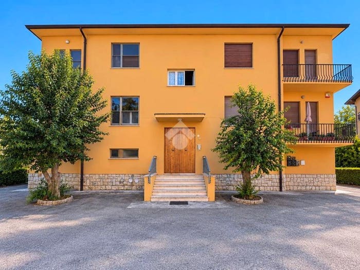 Appartamento trilocale in vendita in Via della repubblica, Santa Maria degli Angeli, Assisi
