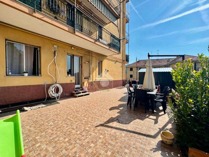 Appartamento quadrilocale in vendita in Via antonietta Massuccone Mazzini, Bolzaneto, Genova