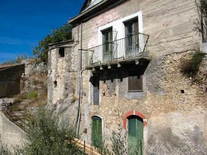 Casa con 6 locali in vendita in Via Cittadella, Roccacasale