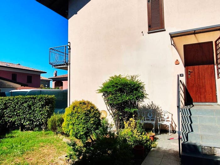 Appartamento trilocale in vendita in Cermenate