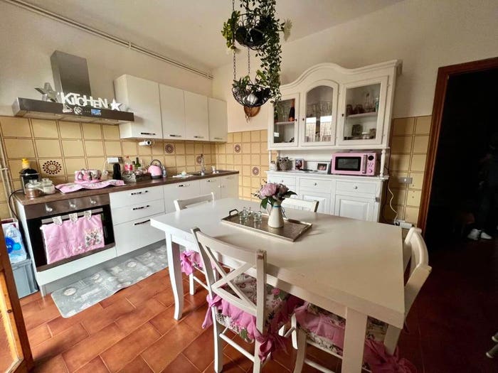 Appartamento quadrilocale in vendita in Viale Vincenzo Da Filicaia, Centro, Montaione