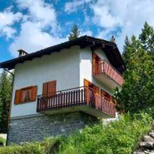 Casa trilocale in vendita in Sabbionaccio, Chiesa in Valmalenco