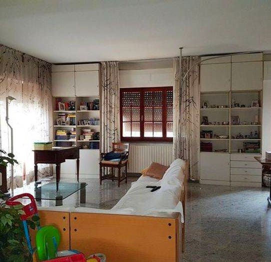 Casa con 6 locali in vendita in Bondano Partaccia, Massa