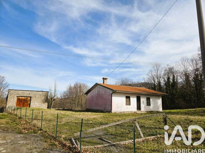 Casa con 5 locali in vendita in Localit  contrada San Mazzeo sciosci, San Mazzeo Sciosci, Conflenti