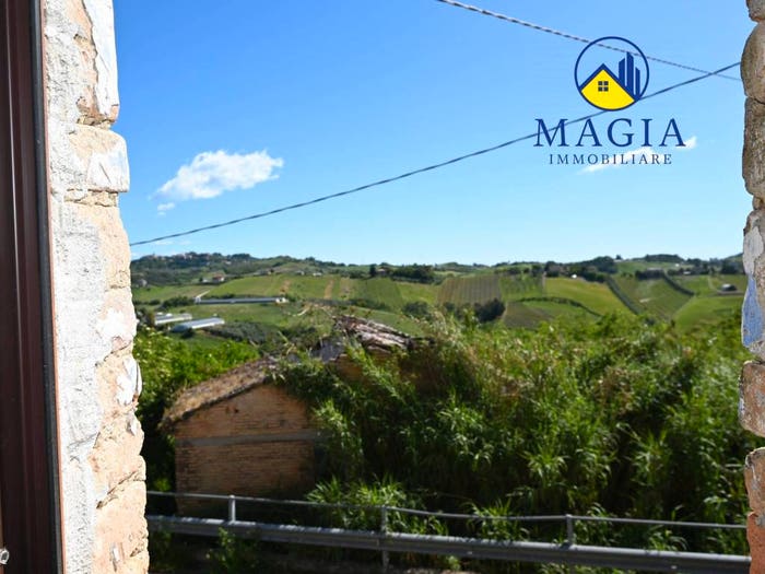 Casa trilocale in vendita in CONTRADA GABBIANO, Castel di Lama