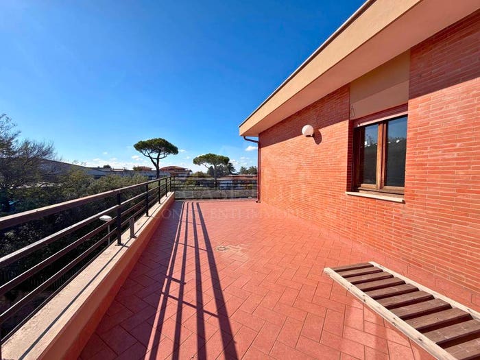 Casa quadrilocale in vendita in Via Francia, Cecchina, Albano Laziale