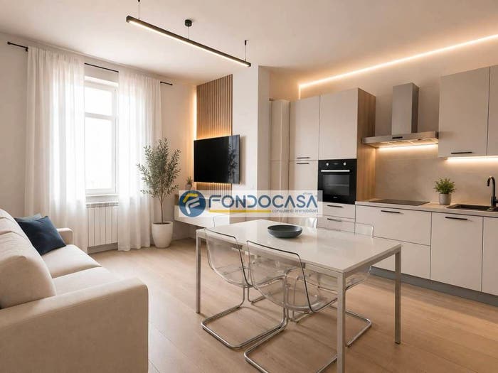 Appartamento trilocale in vendita in via cavour, Centro, Carrara