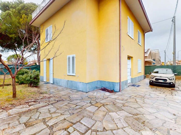 Appartamento con 6 locali in vendita in Via Roma, Marina Di Montemarciano, Montemarciano