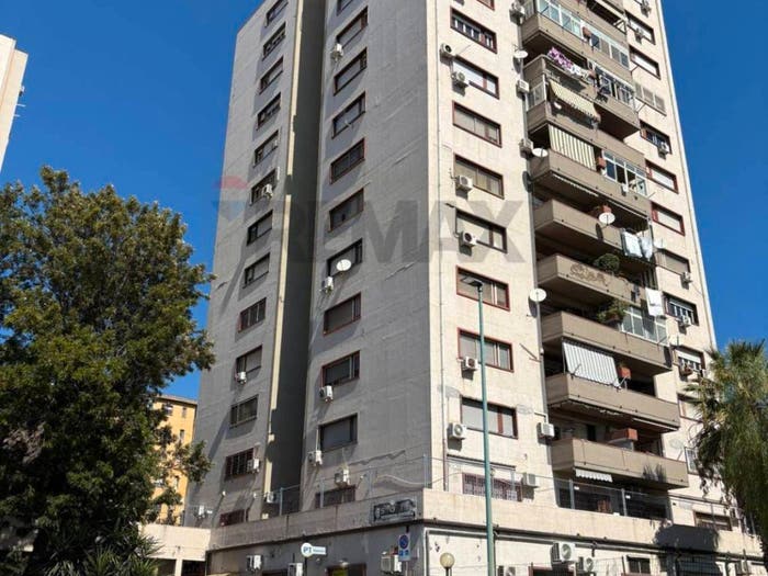 Appartamento trilocale in vendita in Viale Nitta, Villaggio Sant'Agata, Catania